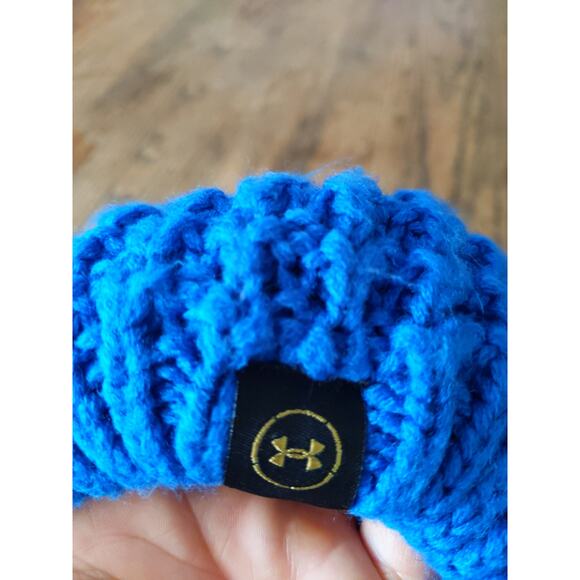 UNDER ARMOUR USA Blue Red Pom Beanie Hat Infrared Technology Patriotic Winter - Picture 3 of 5